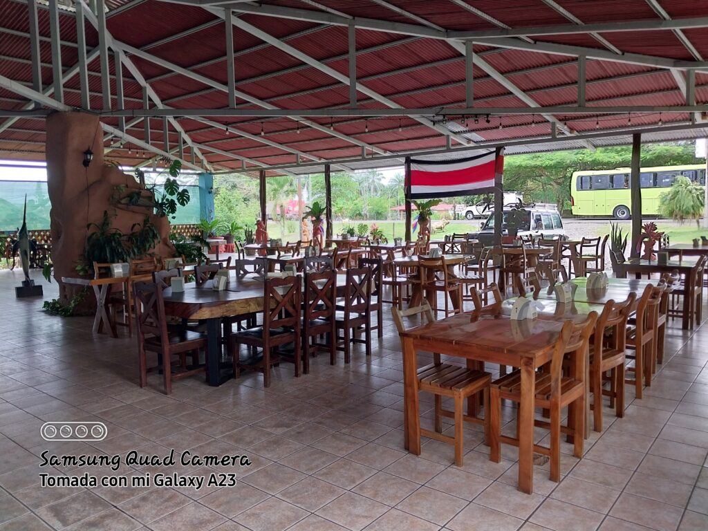 restaurantes en parrita opciones gastronomicas locales