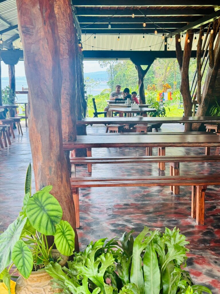 restaurantes en tilaran opciones gastronomicas locales